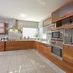 Villa Gardenia - Sea View, Wifi, Games *