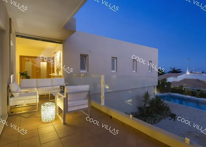 Villa Gardenia - Sea View, Wifi, Games Albufeira
